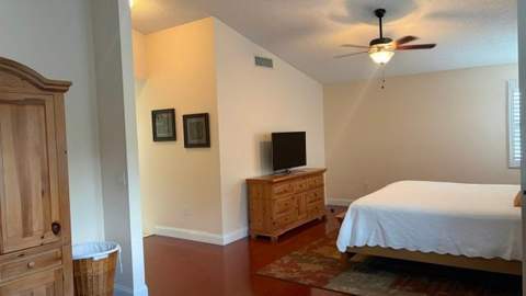 765 NW 155th Terrace, Pembroke Pines FL - photo 14 of 47