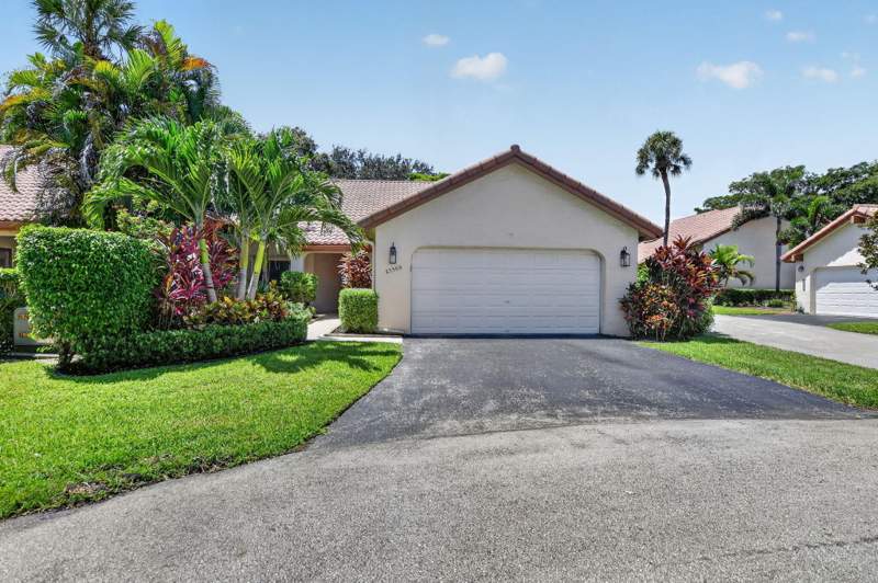 3 bedroom Townhouse at 23309 Water Circle, Bramalea Unicorp Boca Raton, Boca Raton — photo 2