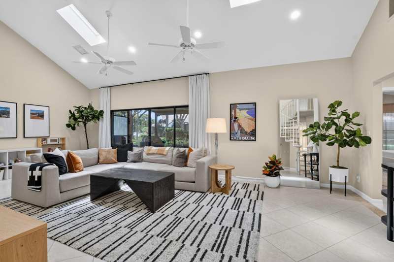 3 bedroom Townhouse at 23309 Water Circle, Bramalea Unicorp Boca Raton, Boca Raton — photo 1