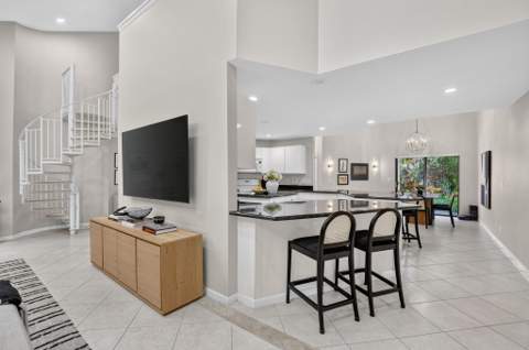 23309 Water Circle, Boca Raton FL - photo 7 of 33