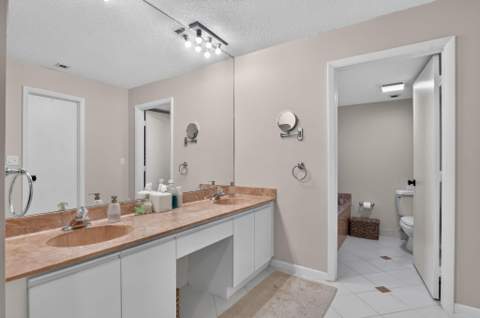 23309 Water Circle, Boca Raton FL - photo 13 of 33