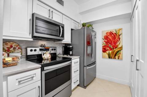 3418 Tuscany Way #3418, Boynton Beach FL - photo 12 of 36