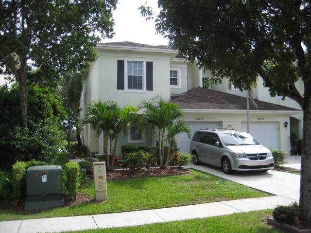 4205 EMERALD Vista