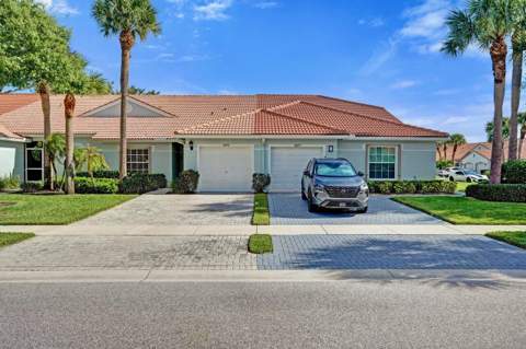 8375 Logia Circle, Boynton Beach FL - photo 7 of 89