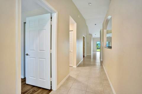 8375 Logia Circle, Boynton Beach FL - photo 10 of 89