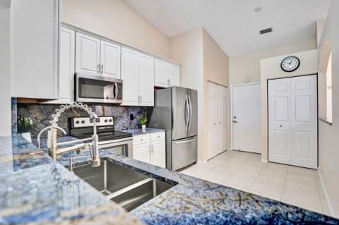 8375 Logia Circle, Boynton Beach FL - photo 20 of 89