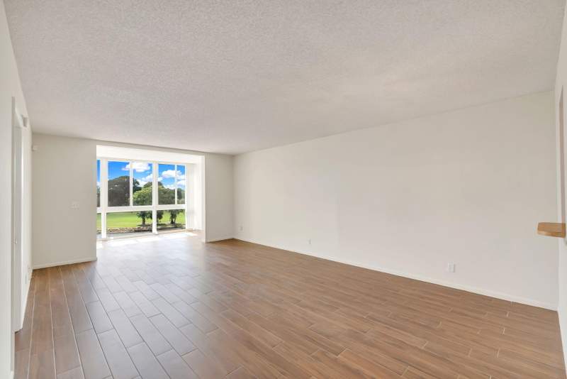 2 bedroom Condominium at 1650 NW 80th Avenue #401, 5 Of Palm Springs 2 Condo, Margate — photo 3