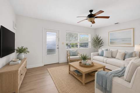 426 NE 7th Avenue #2B, Delray Beach FL - photo 6 of 39