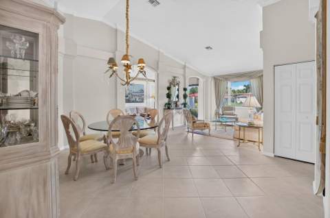9773 Arbor View Drive, Boynton Beach FL - photo 8 of 50