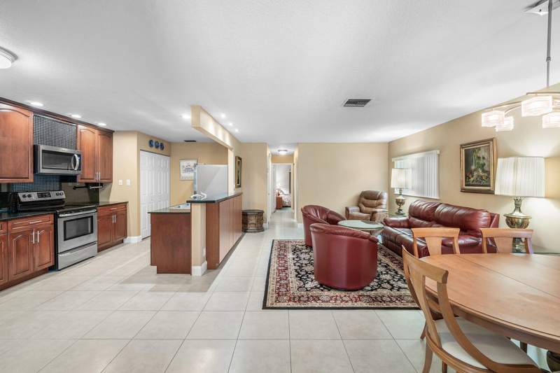 2 bedroom Villa at 14595 Lucy Drive, Delray Villas 3, Delray Beach — photo 4