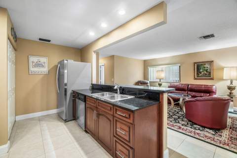 14595 Lucy Drive, Delray Beach FL - photo 8 of 44