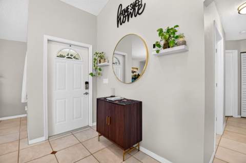 7285 Burgess Drive, Lake Worth FL - photo 15 of 37