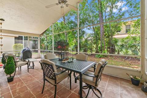 320 Hammocks Trail, Greenacres FL - photo 24 of 33