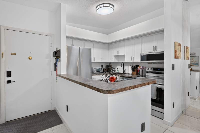 2 bedroom Condominium at 9474 S Belfort Circle #206, Belfort Condominium L, Tamarac — photo 4