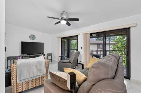 9474 S Belfort Circle #206, Tamarac FL - photo 12 of 33