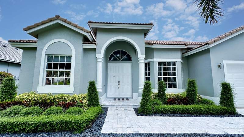 4 bedroom Single Family Residence at 5181 NW 50th Terrace, Conway Plat, Coconut Creek — photo 4
