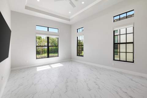 7950 Rowan Terrace, Parkland FL - photo 13 of 37