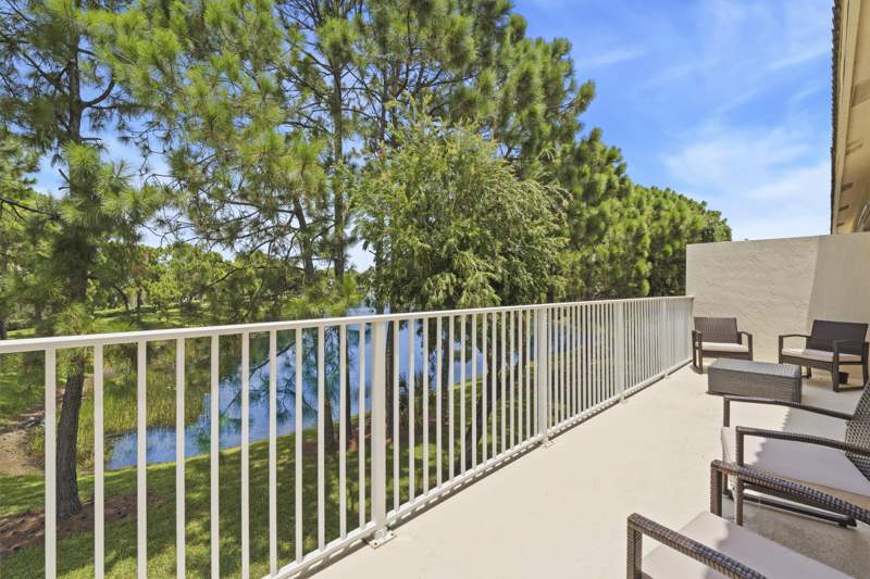 3 bedroom Townhouse at 8133 Mulligan Circle, Pod 20C Pud Ll At The Reserve - Castle Pines, Port St. Lucie — photo 2