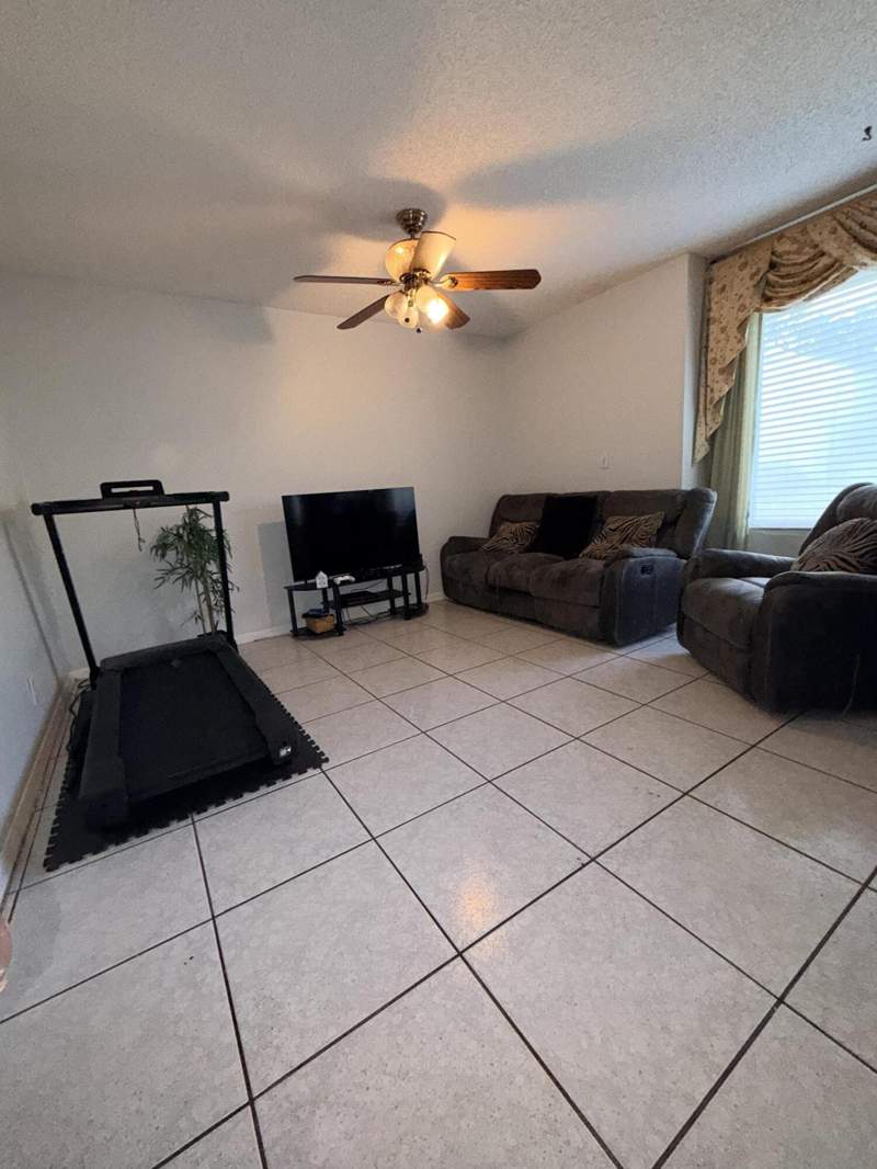 3 bedroom Single Family Residence at 5813 Wild Lupine Court, Victoria Woods 1, West Palm Beach — photo 2