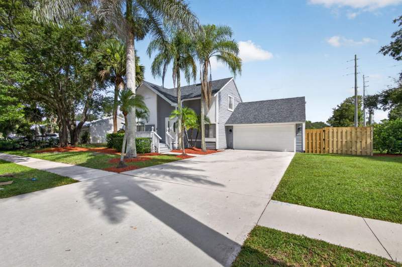 4 bedroom Single Family Residence at 18371 Flagship Circle, Jupiter Landings, Jupiter — photo 5