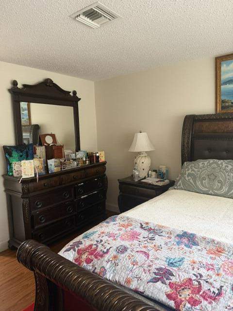 188 Caribe Court, Greenacres FL - photo 10 of 11