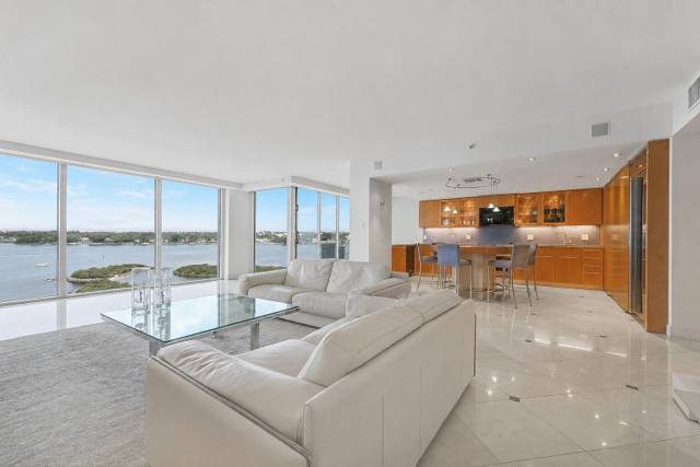 529 S Flagler Drive #24E