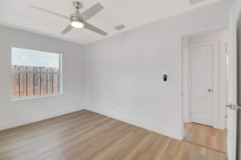 420 SW 13th Street, Fort Lauderdale FL - photo 12 of 37