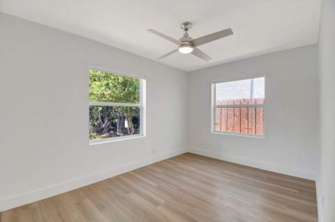 420 SW 13th Street, Fort Lauderdale FL - photo 16 of 37