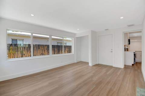 420 SW 13th Street, Fort Lauderdale FL - photo 10 of 37