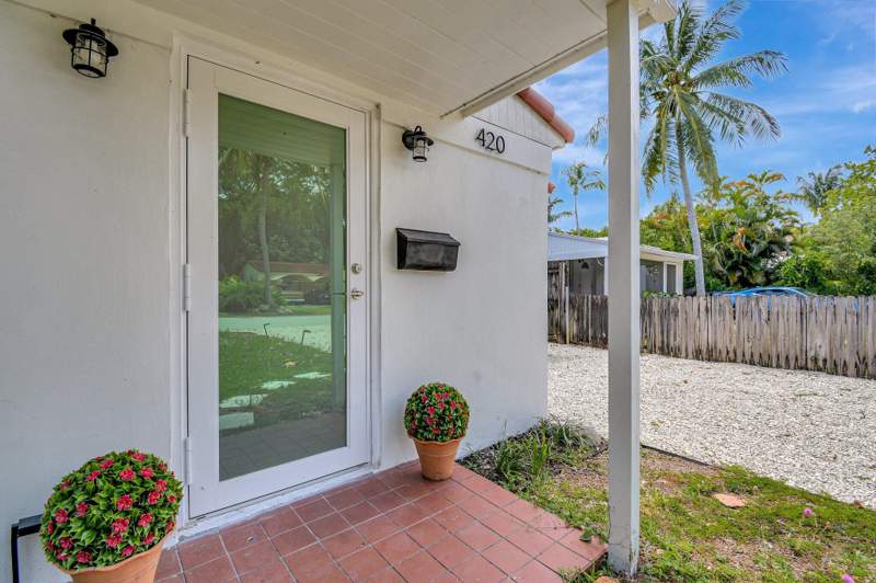 2 bedroom Single Family Residence at 420 SW 13th Street, Lauderdale, Fort Lauderdale — photo 4
