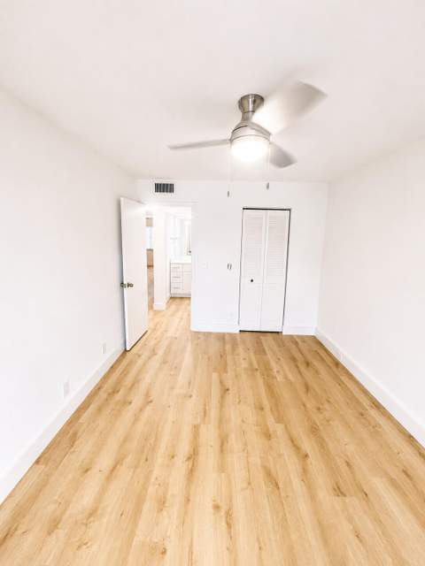 2035 Lincoln B, Boca Raton FL - photo 11 of 14