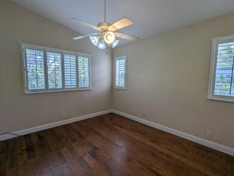3189 Laurel Ridge Circle, Riviera Beach FL - photo 7 of 20