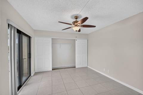 744 Springdale Circle, Palm Springs FL - photo 23 of 40