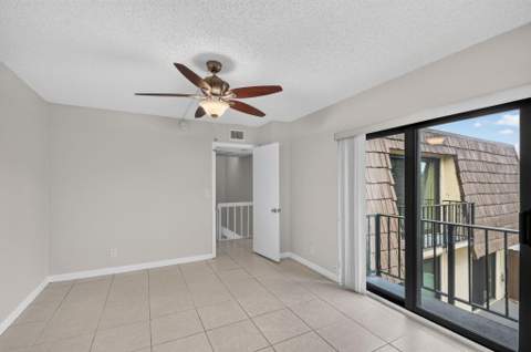744 Springdale Circle, Palm Springs FL - photo 24 of 40