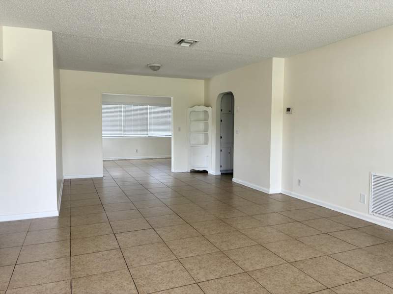 2 bedroom Single Family Residence at 1142 Garnett Street, Lyndon Lanes 2, Lantana — photo 3