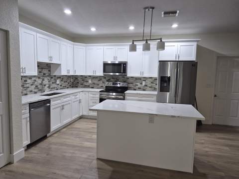 6472 Azura Lake Road, Lake Worth FL - photo 7 of 28