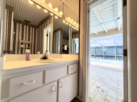 135 SE 26th Avenue, Boynton Beach FL - photo 21 of 44