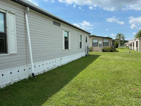 4 Buenos Aires, Fort Pierce FL - photo 24 of 25