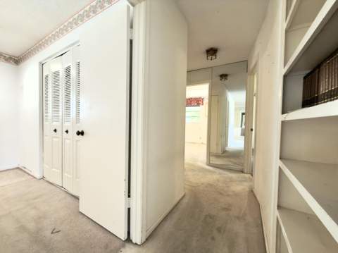 135 SE 26th Avenue, Boynton Beach FL - photo 18 of 44