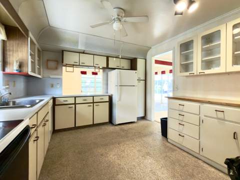 135 SE 26th Avenue, Boynton Beach FL - photo 12 of 44