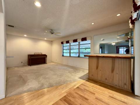 135 SE 26th Avenue, Boynton Beach FL - photo 8 of 44