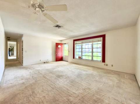 135 SE 26th Avenue, Boynton Beach FL - photo 6 of 44