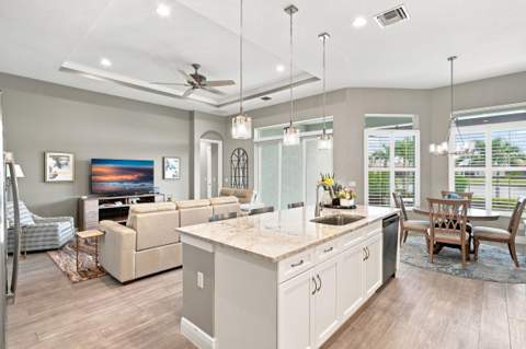 8809 SW Montova Way, Port St. Lucie FL - photo 12 of 108
