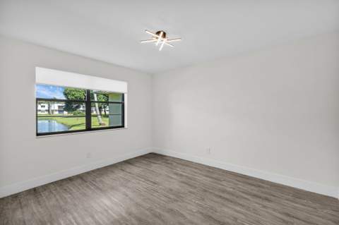 2517 17Th Street #102, Fort Pierce FL - photo 14 of 36