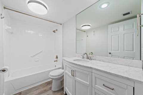 1502 Whitehall Drive #403, Davie FL - photo 14 of 20