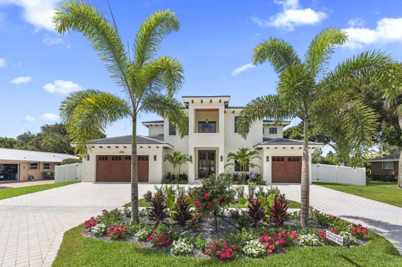4 bedroom Single Family Residence at 2384 Windsor Road, Windsor Est, Palm Beach Gardens — photo 1