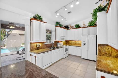 6330 Westchester Club Drive, Boynton Beach FL - photo 20 of 58