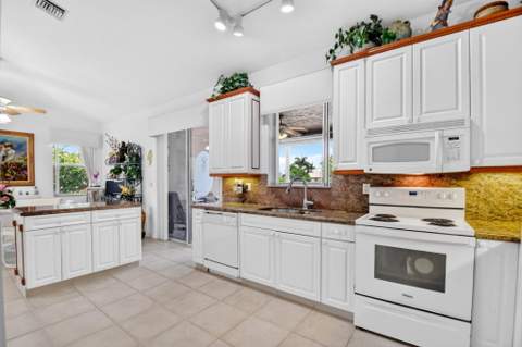 6330 Westchester Club Drive, Boynton Beach FL - photo 22 of 58
