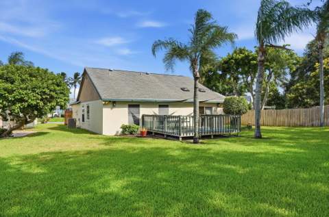 19 Misty Meadow Drive, Boynton Beach FL - photo 10 of 46