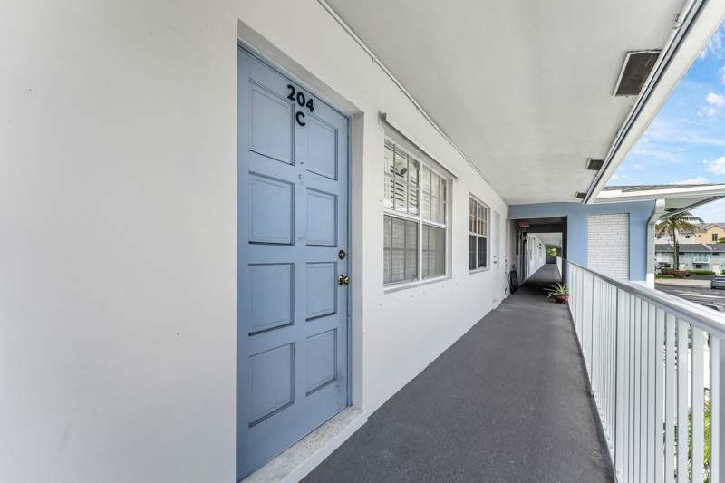 1 bedroom Condominium at 4111 NE 21st Way #204, Ashley Arms Condo, Lighthouse Point — photo 4